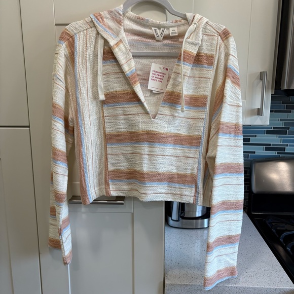Roxy Tops - NWT Roxy Todos Santos hooded pullover